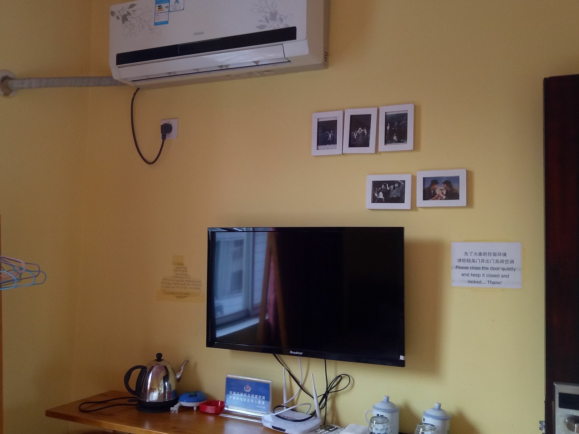 En Attendant Godot Youth Hostel Yangshuo Εξωτερικό φωτογραφία